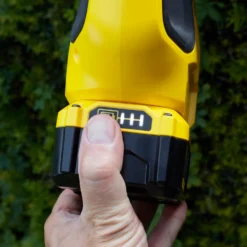 STANLEY FATMAX V20 18V Cordless Pole Hedge Trimmer 45cm (Sfmcph845M1-Gb) 19 STANLEY FATMAX V20 18V Cordless Pole Hedge Trimmer 45cm (Sfmcph845M1-Gb) -Westland Shop 12882305 6204843590449106