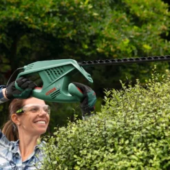 Bosch EasyHedgeCut 55-16 Hedge Trimmer -Westland Shop 13496929 1734931199958020
