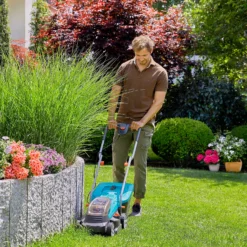 GARDENA 36V PowerMax Cordless Lawn Mower - 32cm 13 GARDENA 36V PowerMax Cordless Lawn Mower - 32cm -Westland Shop 13524825 2084936345117377