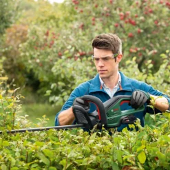 Bosch UniversalHedgeCut 18V-55 Hedge Cutter -Westland Shop 14230139 1725023660051209